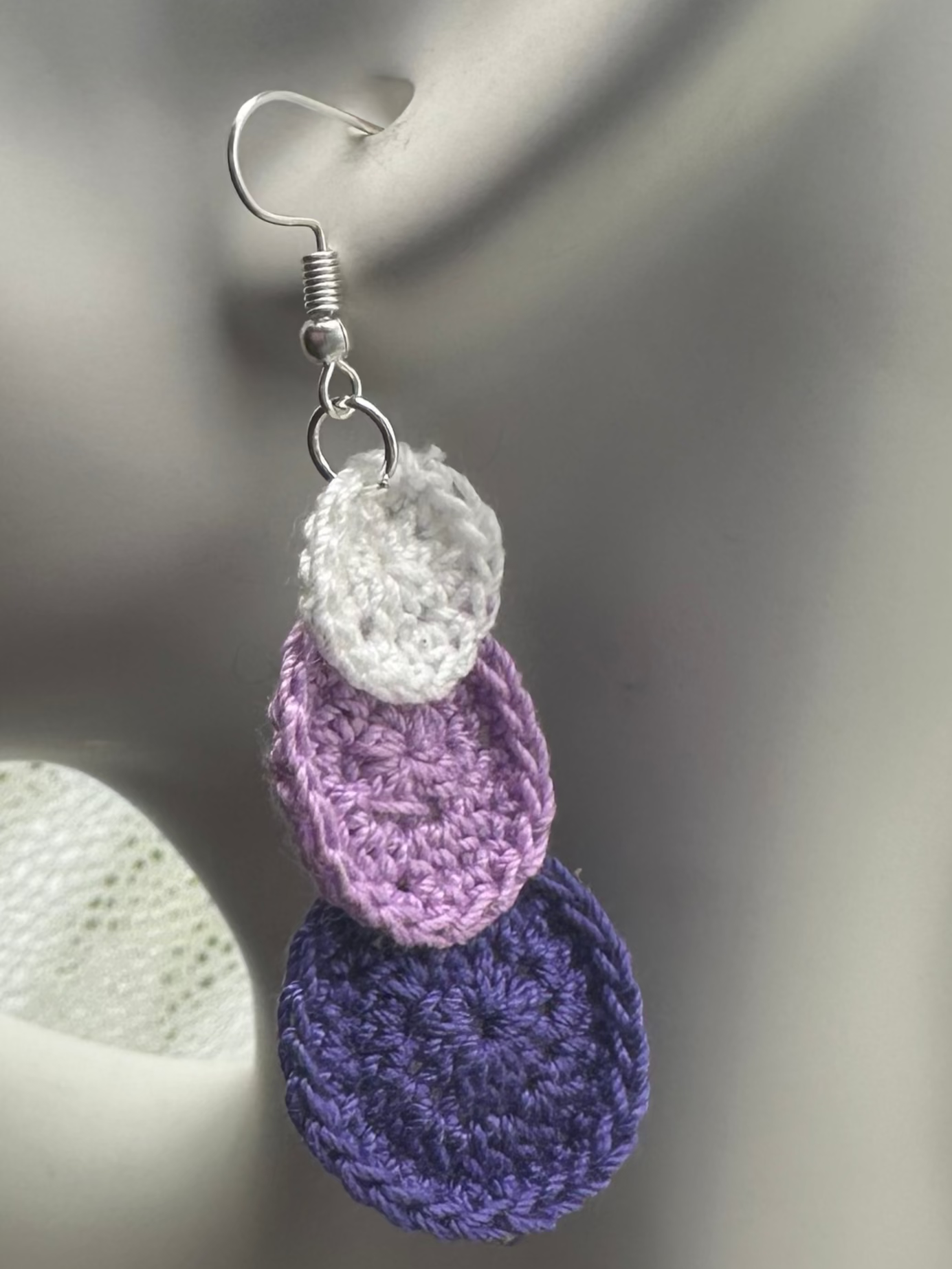 Triply Knotty Danglies
