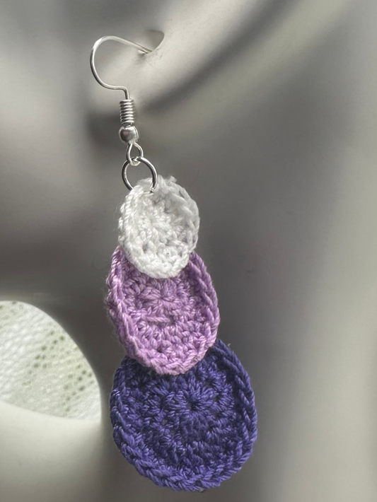Triply Knotty Danglies